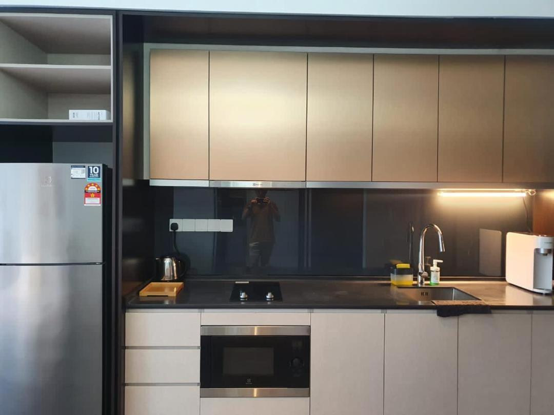 Scarletz Suites Klcc Kuala Lumpur By Okidoki Homes กัวลาลัมเปอร์ ภายนอก รูปภาพ