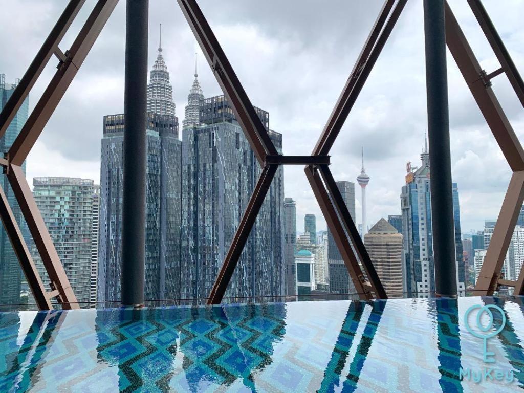 Scarletz Suites Klcc Kuala Lumpur By Okidoki Homes กัวลาลัมเปอร์ ภายนอก รูปภาพ