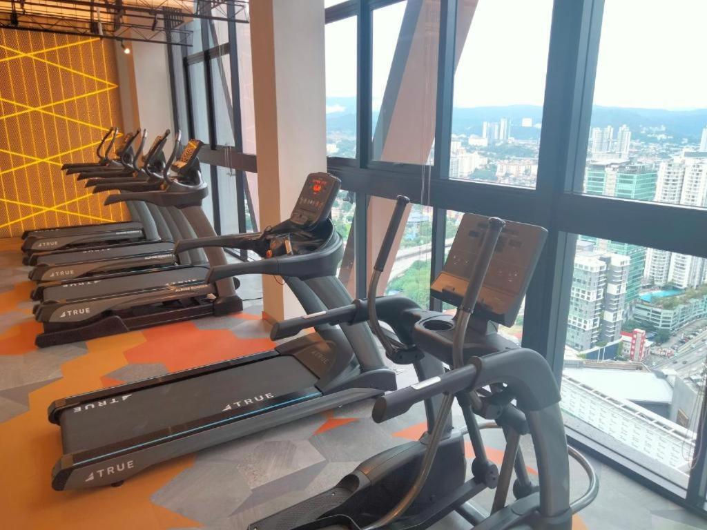 Scarletz Suites Twin Tower Klcc Kuala Lumpur By Okidoki ภายนอก รูปภาพ
