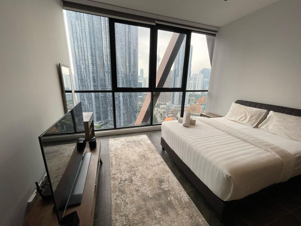 Scarletz Suites Twin Tower Klcc Kuala Lumpur By Okidoki ภายนอก รูปภาพ